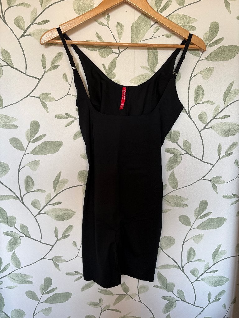 SPANX sculpt OnCore Bodysuit zwart medium, Kleding | Dames, Spanx, Ophalen of Verzenden, Zwart, Body of Korset