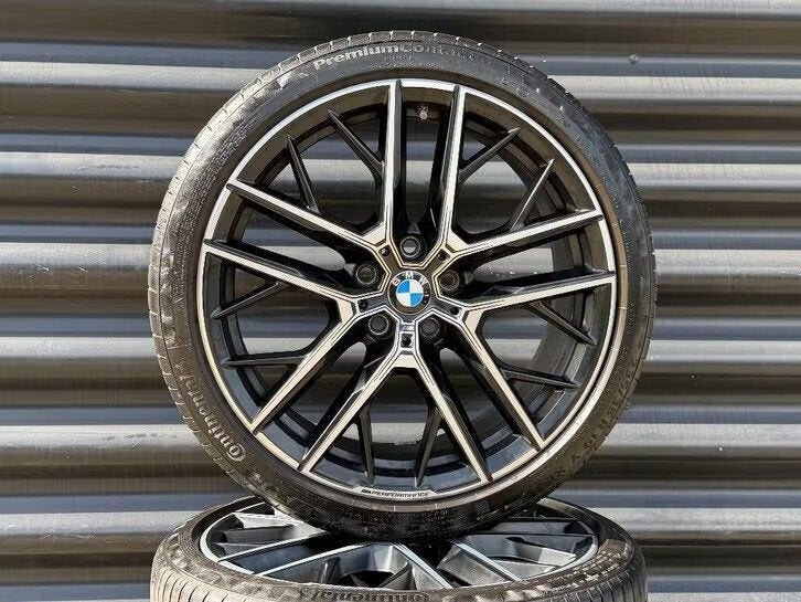 19” Orig Bmw M F40 F41 F42 F43 velgen styling 555M banden, Gebruikt, Banden en Velgen, 235 mm, Zomerbanden