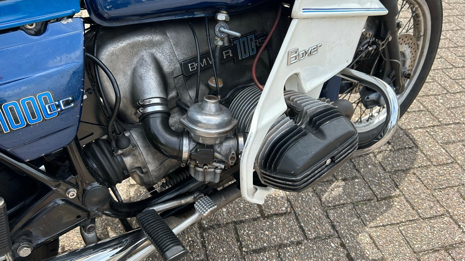Foto 14 van BMW R100 RS - 1977 - Nieuwe accu, gereviseerde voorvorken