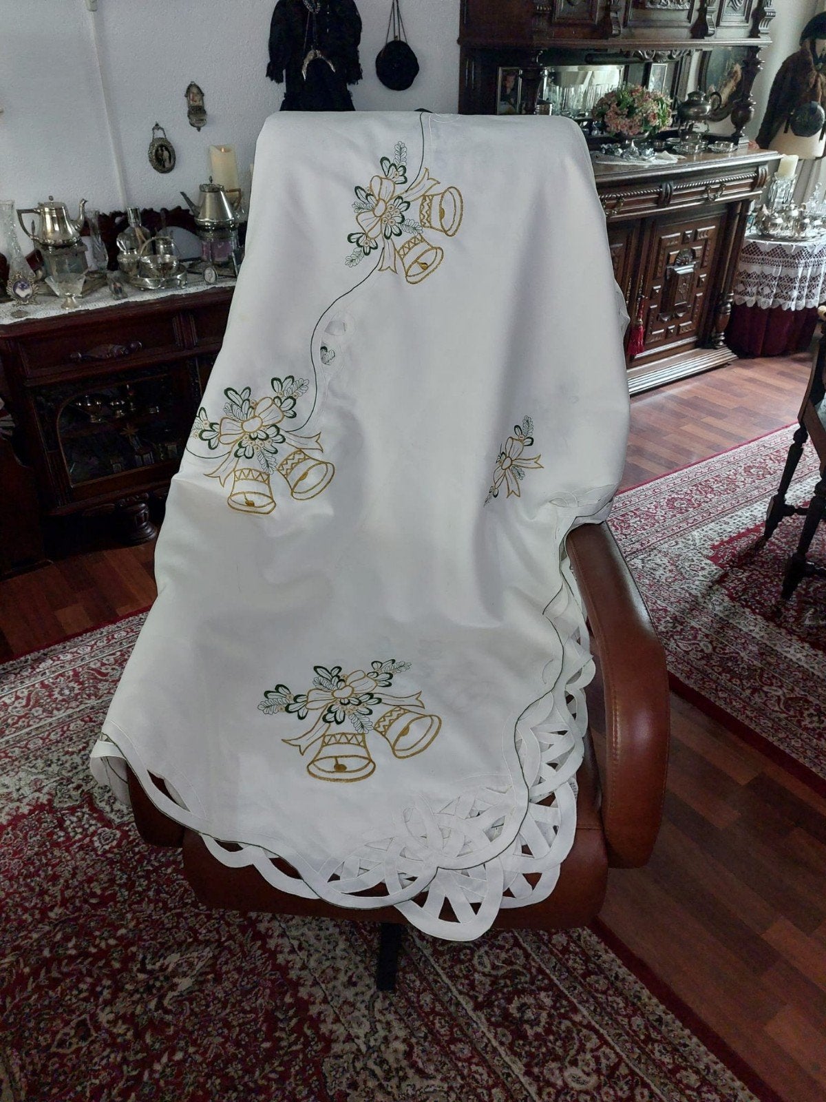 Wit kerstkleed met geborduurde kerstklokken, Ophalen of Verzenden, Zo goed als nieuw