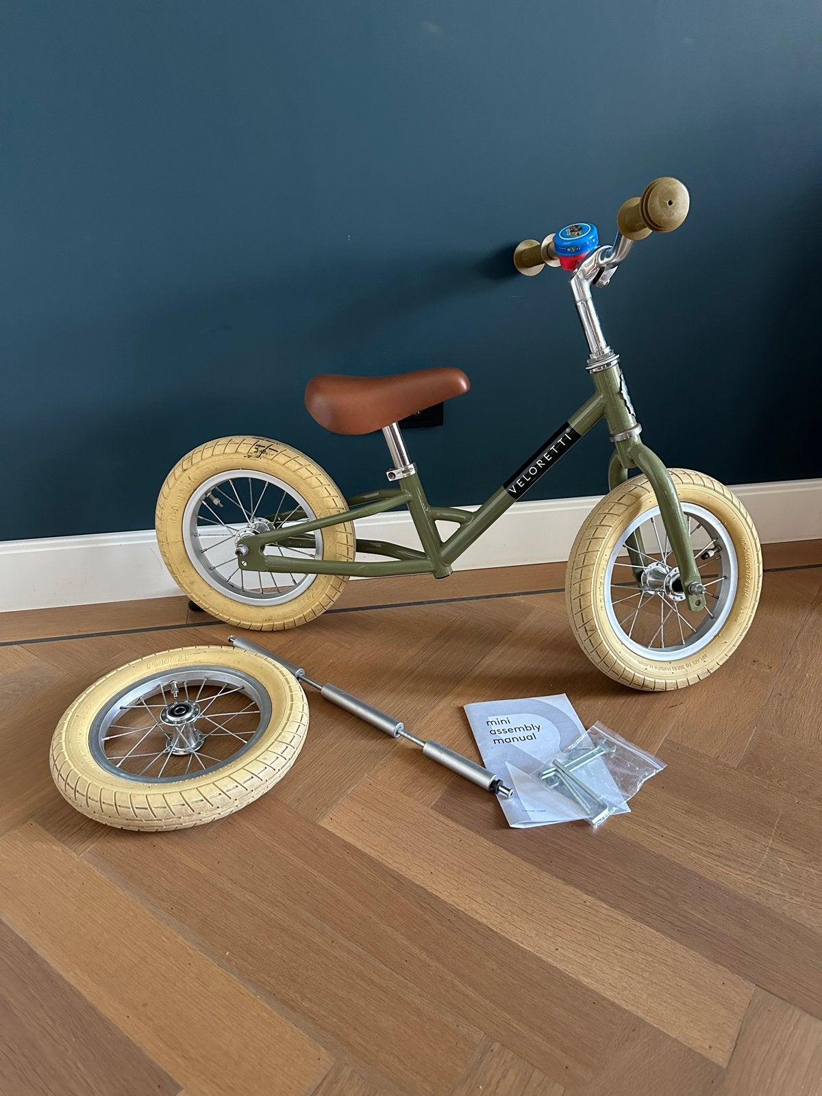 Veloretti loopfiets Tricycle 2 in 1 met helm, Ophalen, Gebruikt, Loopfiets