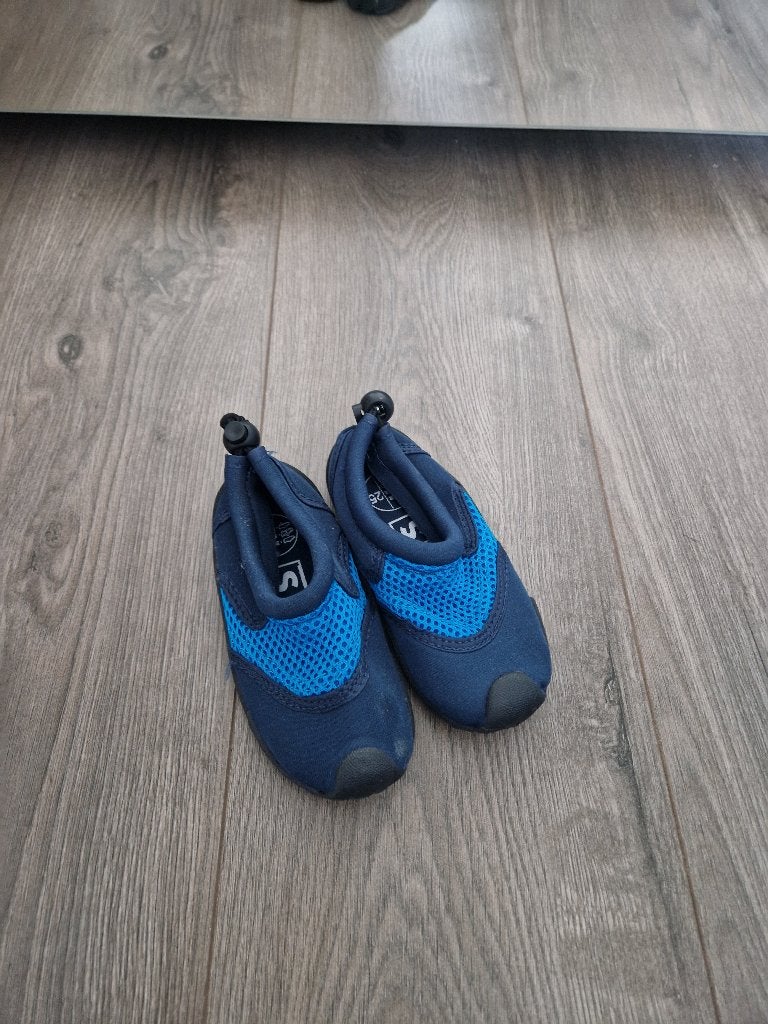waterschoenen maat 25, Ophalen, Zo goed als nieuw, Jongen of Meisje, Zwemschoenen