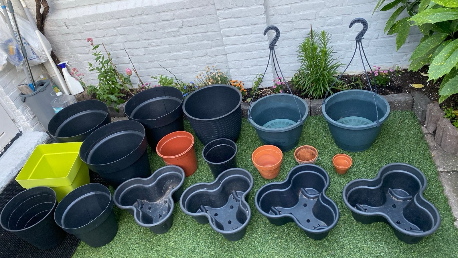 Diverse Plantenpotten: Groot Assortiment voor Binnen & Buite, Ophalen, Kunststof, Gebruikt, Rond