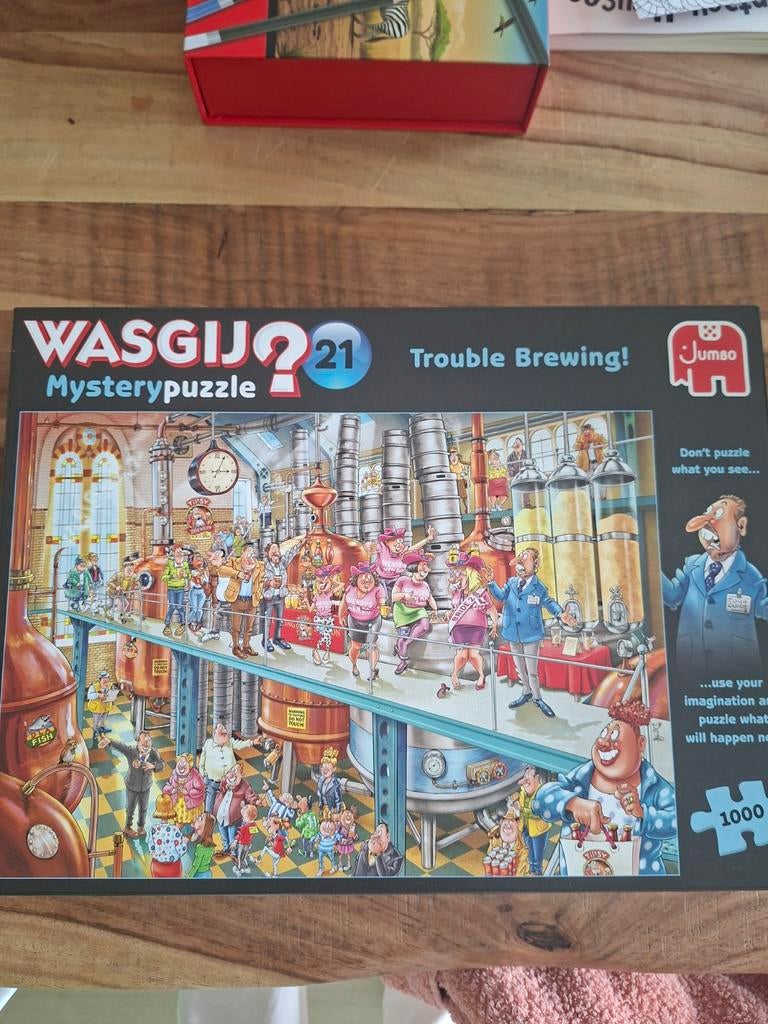 Jumbo Wasgij 21 Mysterypuzzel - Trouble Brewing!, Hobby en Vrije tijd, Denksport en Puzzels, Ophalen of Verzenden, 500 t/m 1500 stukjes