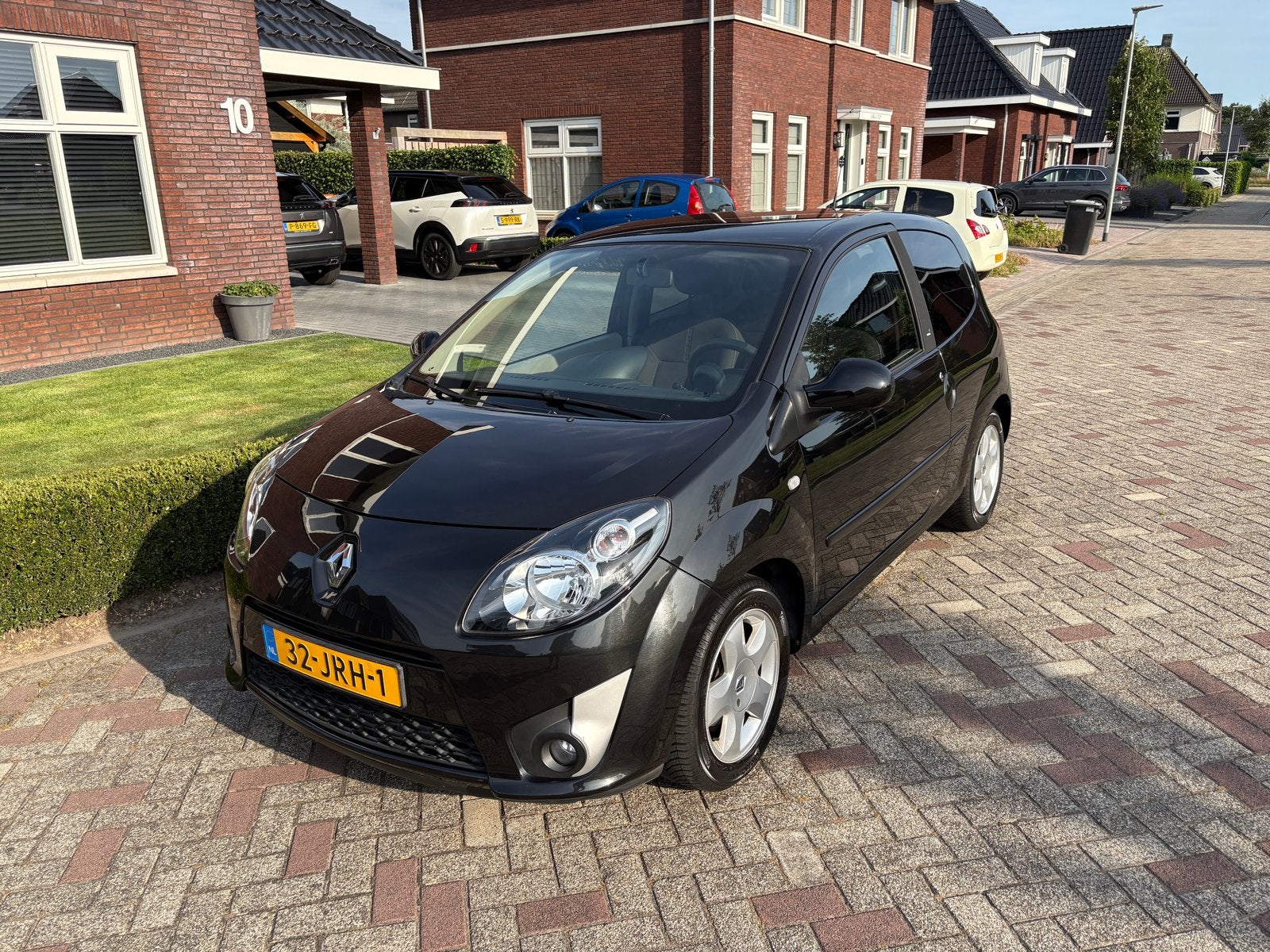 Renault Twingo 1.2 16V Nokia 2009 Zwart met Airco, Voorwielaandrijving, 31 €/maand, 4 cilinders, 4 stoelen
