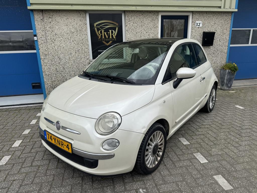 Fiat 500 1.2 Lounge PANO AUT LEDER BAKLAGERS DEFECT, Euro 5, Gebruikt, 1242 cc, Start-stop-systeem