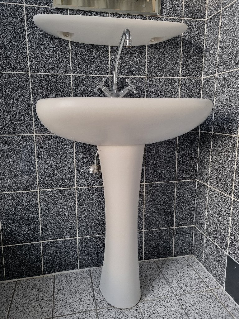 Wastafel met zuil, Ophalen, Gebruikt, 50 tot 100 cm, Minder dan 100 cm