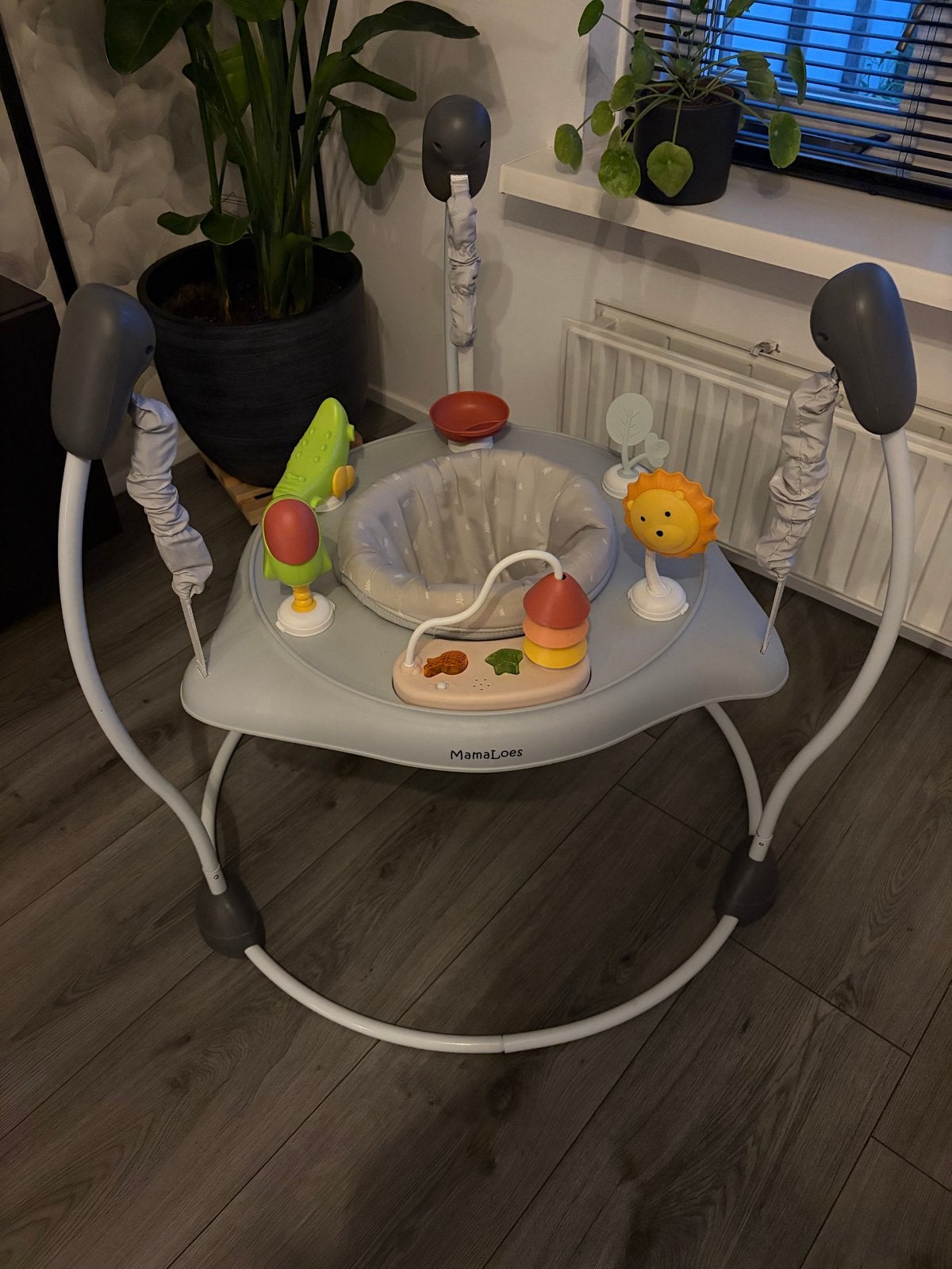 MamaLoes Baby Jumper met Speelgoed, Ophalen, Zo goed als nieuw
