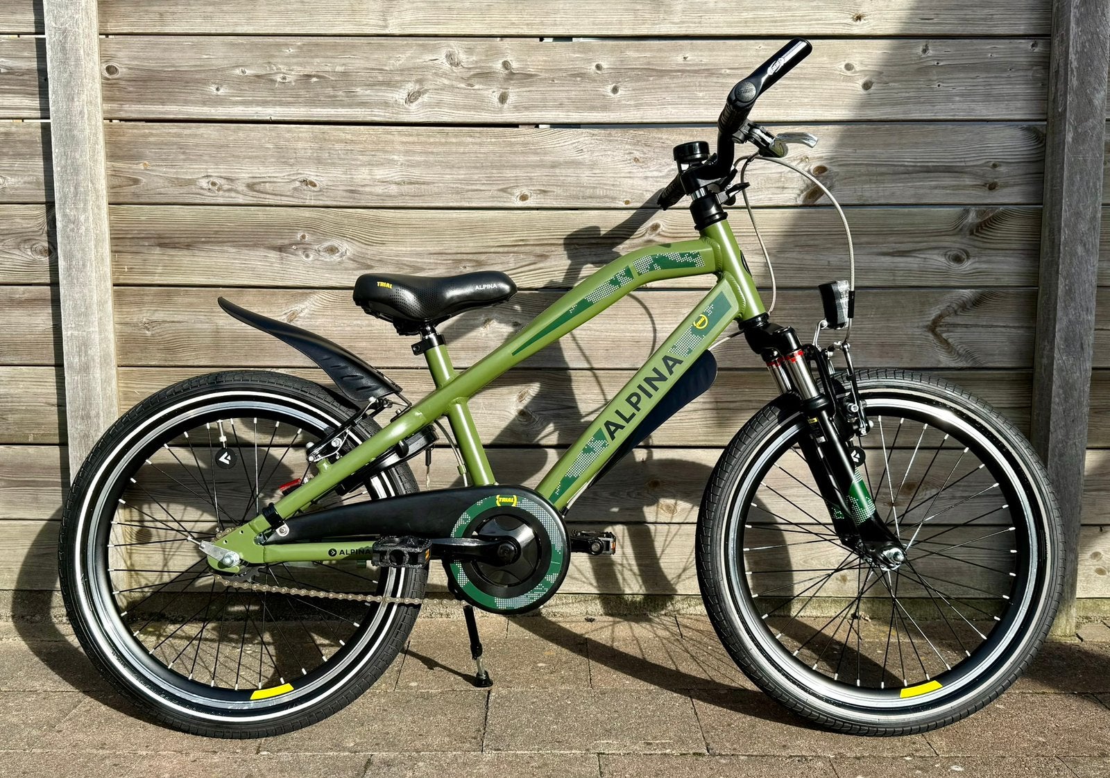 Als nieuw, Alpina Trial 20 inch jongensfiets, Ophalen, Velgrem, 20 inch, Handrem