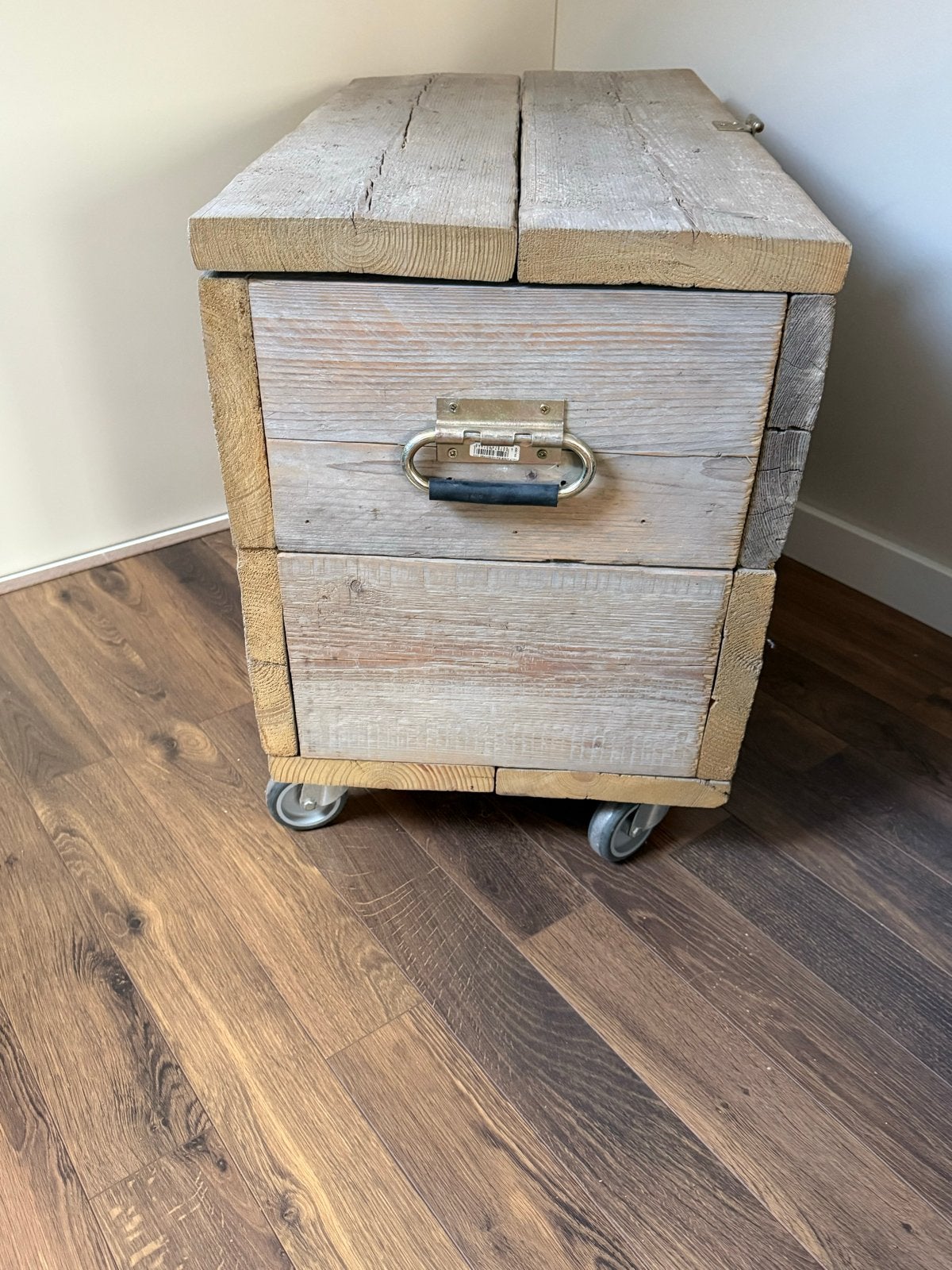 Steigerhouten kist op wielen, Ophalen, 50 – 75, Gebruikt, 100 tot 150 cm