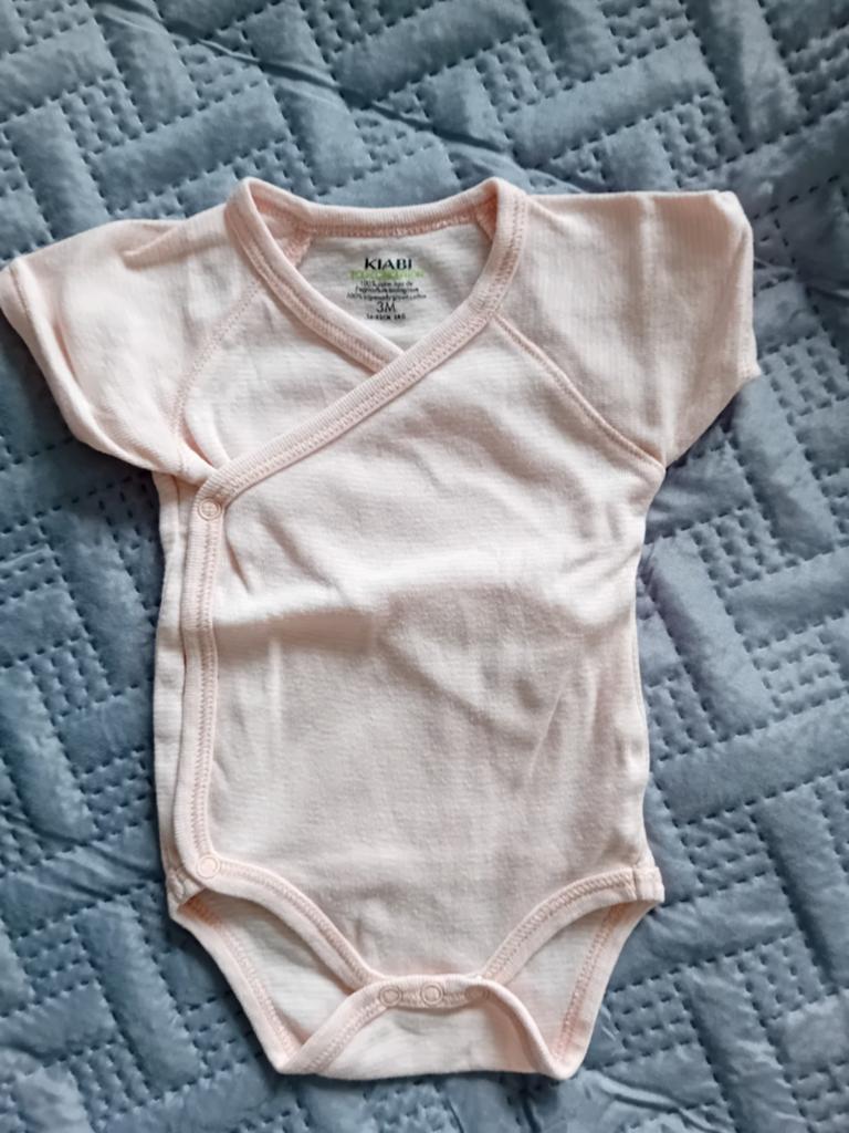 Kiabi overslagrompertje korte mouw maat 56-62, Kiabi, Nacht- of Onderkleding, Gebruikt, Meisje