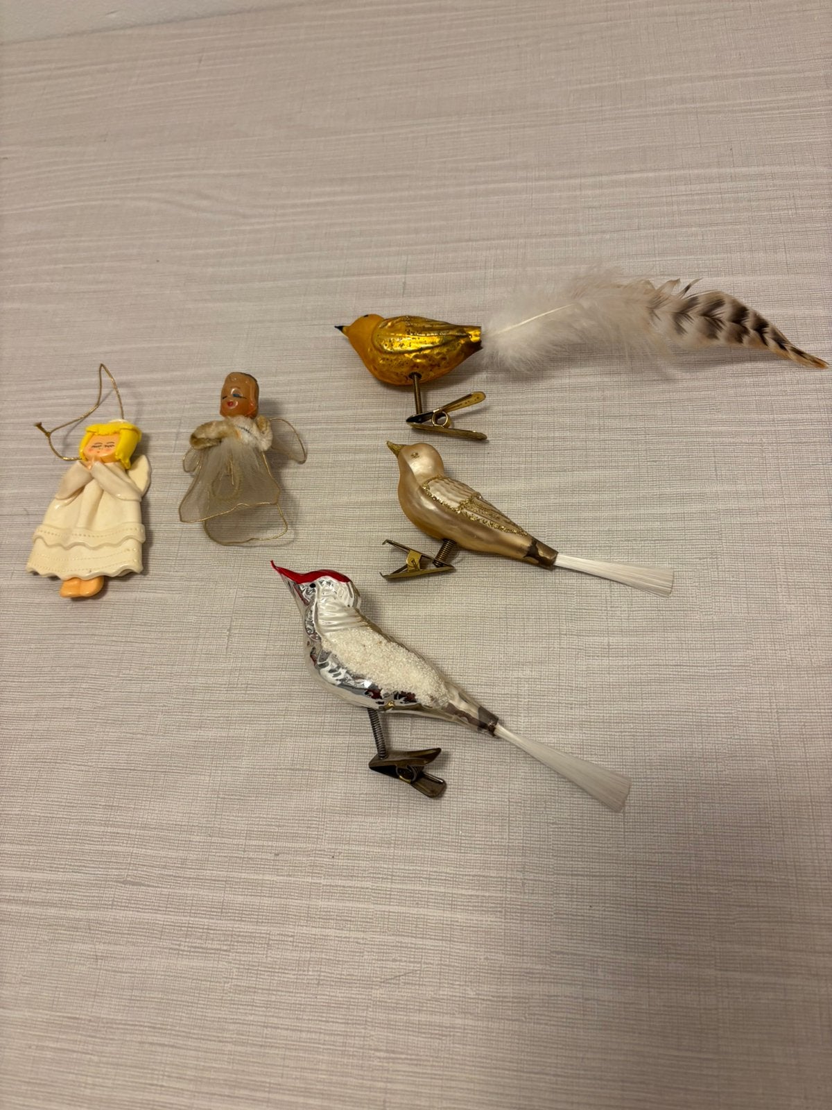 3 oude glasvogeltjes op knijper + 2 engeltjes, Diversen, Kerst, Ophalen of Verzenden, Zo goed als nieuw