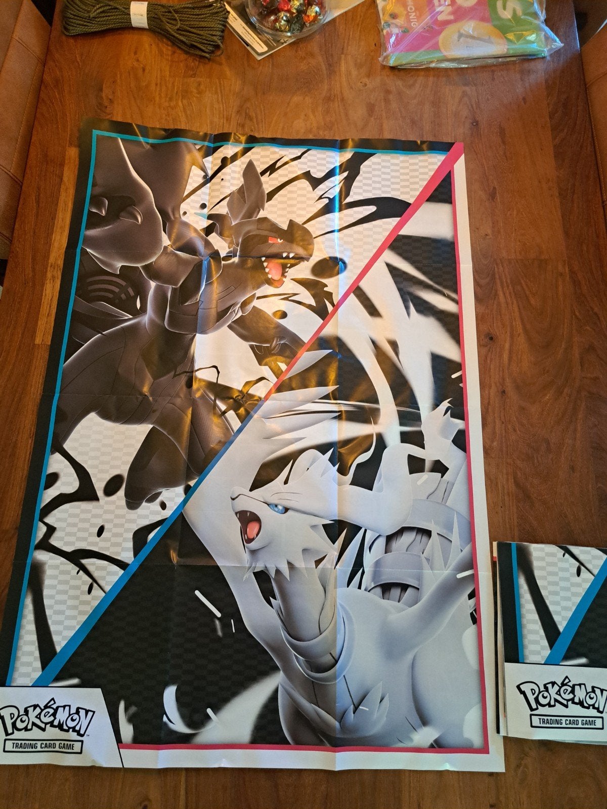 Grote Pokémon Black & White Posters - Zekrom & Reshiram, Verzamelen, Posters, Ophalen of Verzenden, Film en Tv