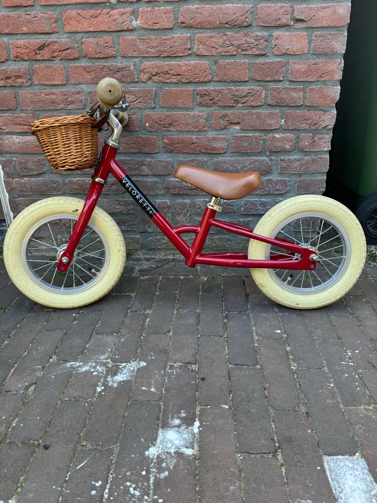 Veloretti loopfiets rood - compleet en om te bouwen, Ophalen, Zo goed als nieuw, Loopfiets