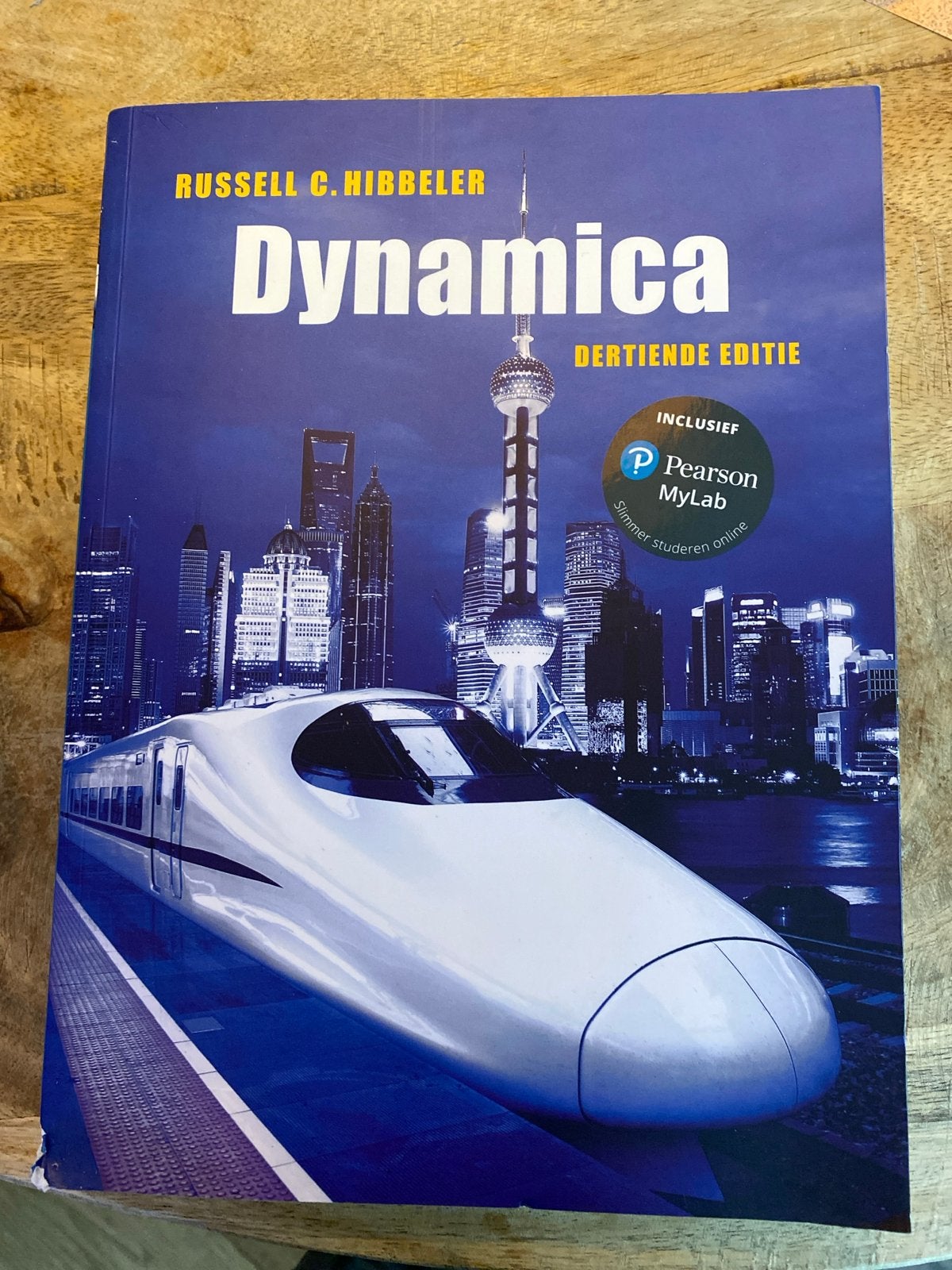 Dynamica - Russell C. Hibbeler (Dertiende Editie), Ophalen of Verzenden, Beta, Gelezen, HBO