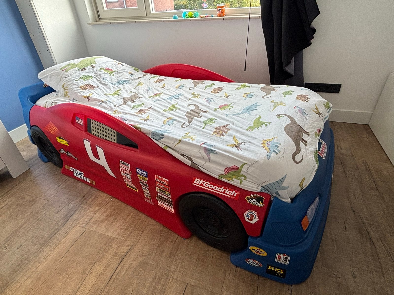 Stoer raceauto kinderbed - Step2 Racing, Ophalen, Gebruikt, 70 tot 85 cm, Matras