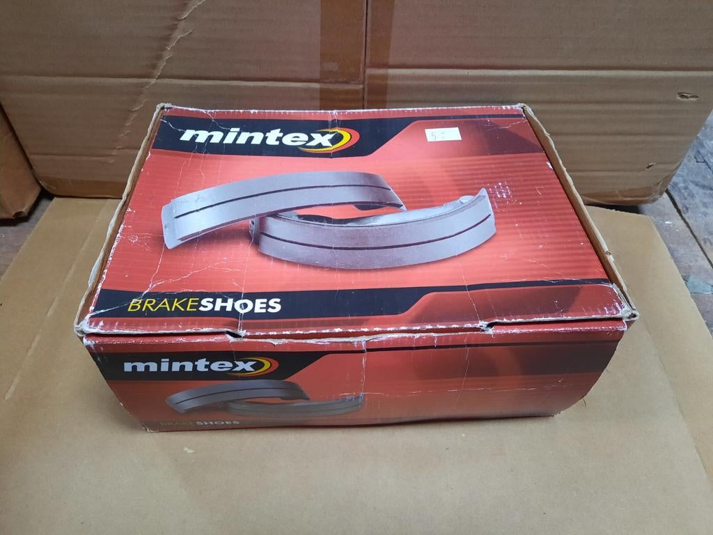 Mintex Remschoenen - In Doos, Auto-onderdelen, Remmen en Aandrijving, Ophalen of Verzenden, Gebruikt, Ford