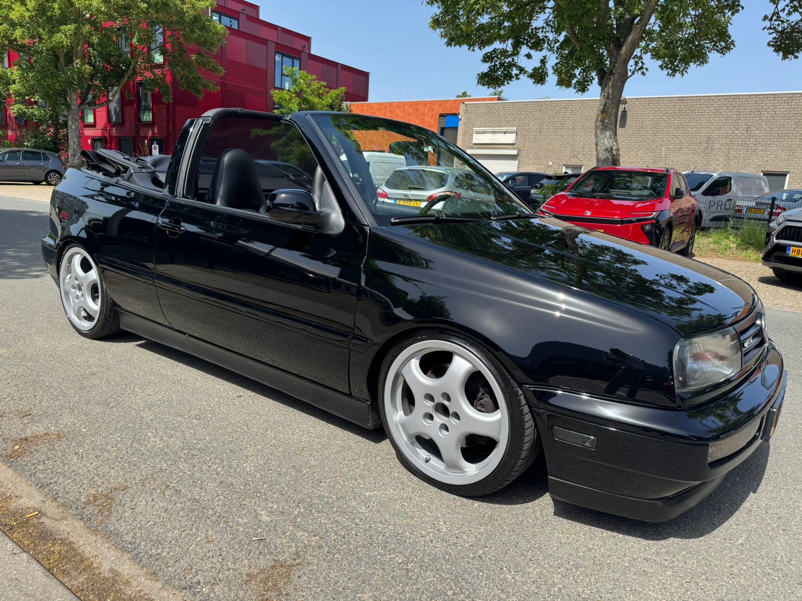Volkswagen Golf 2.3 V5 150pk Cabriolet 1996 Zwart, Voorwielaandrijving, Zwart, 4 cilinders, Cabriolet