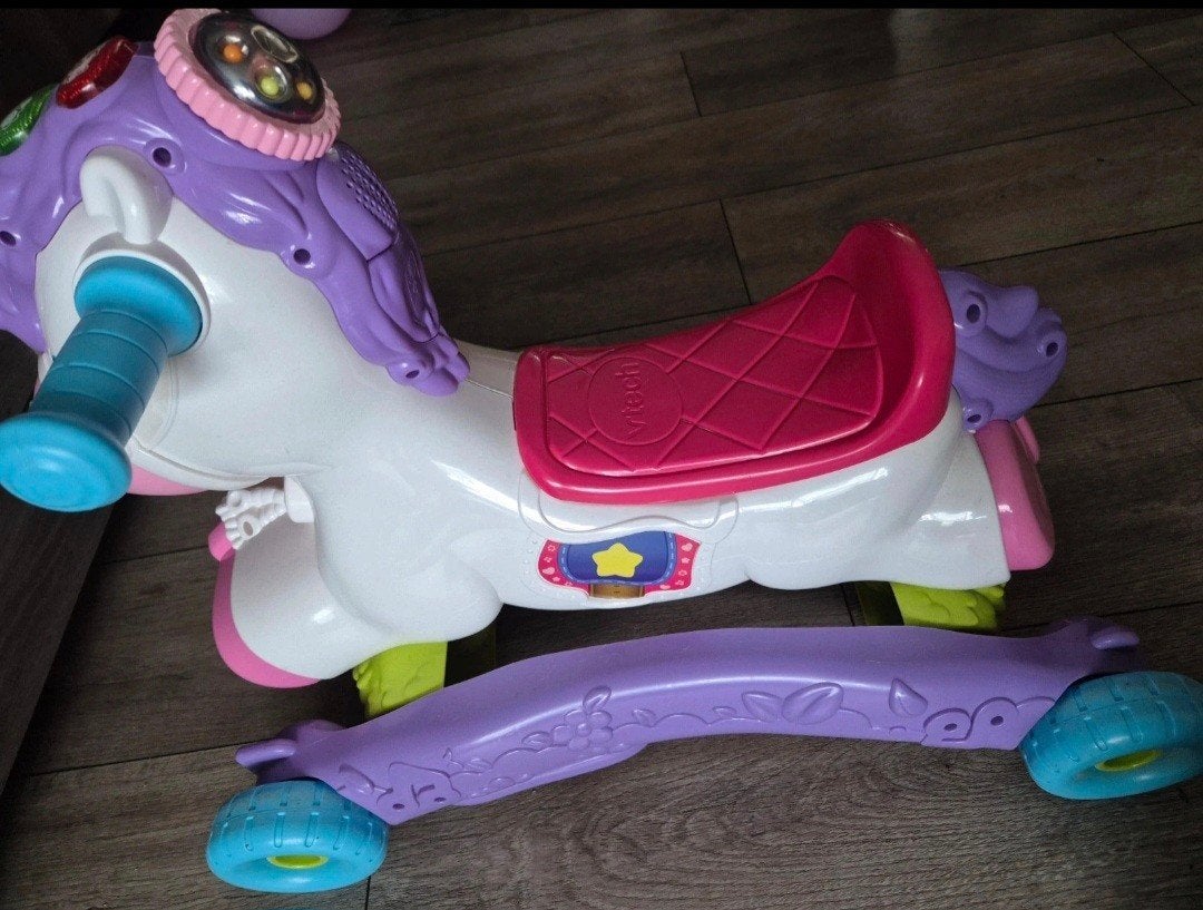 VTech Eenhoorn 3-in-1 Speel & Groei Eenhoorn, Ophalen of Verzenden, Gebruikt, 6 maanden tot 2 jaar
