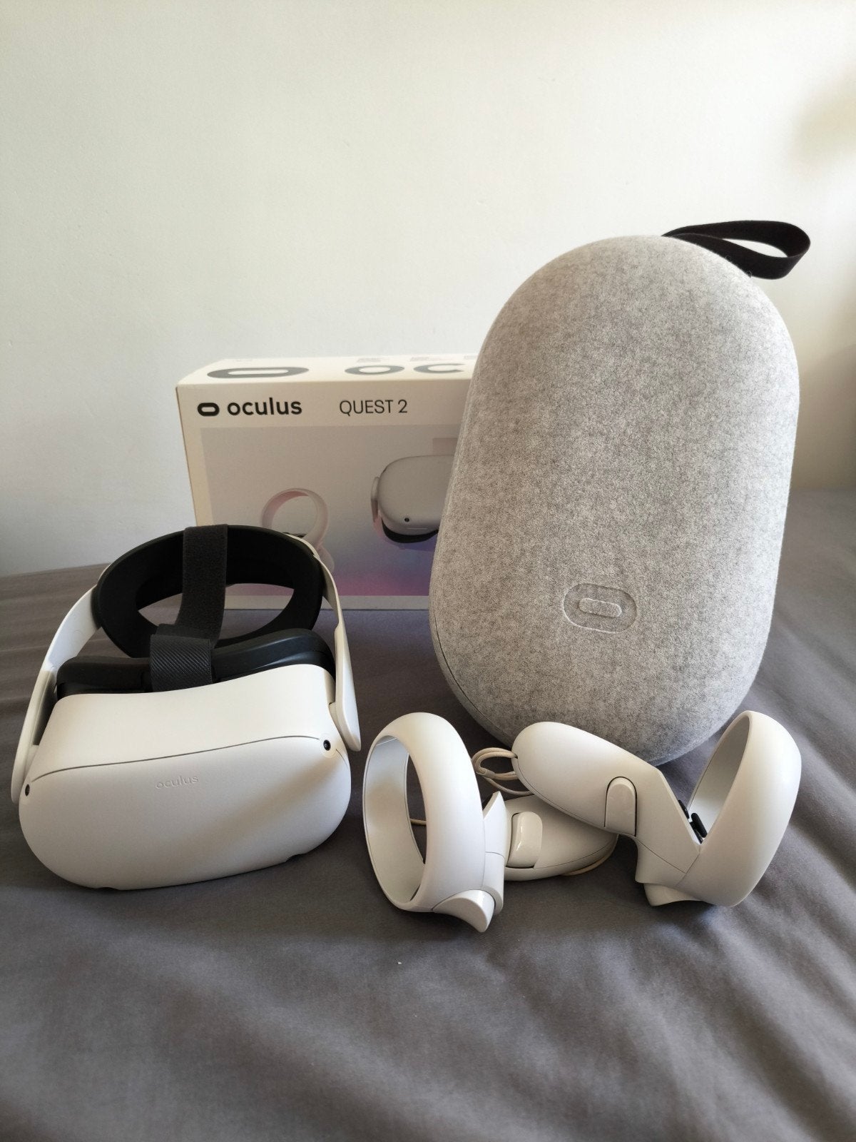 Oculus Quest 2 64GB met Travelcase en Elite Strap, Spelcomputers en Games, Ophalen of Verzenden, Zo goed als nieuw, VR-bril, Overige platformen