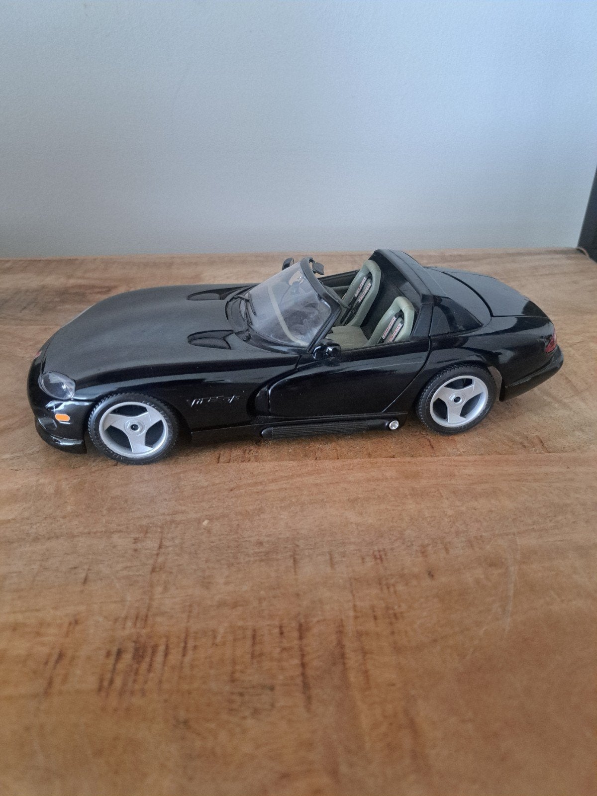 burago model dodge viper rt 10, Gebruikt, Auto, Ophalen of Verzenden, N.b