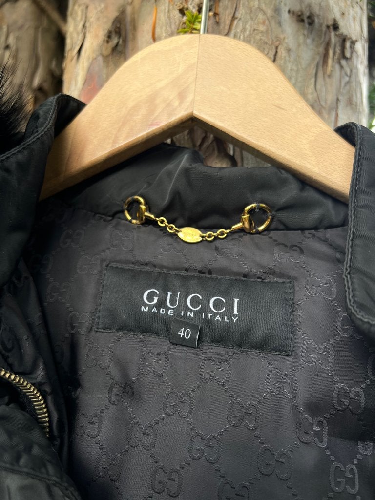 GUCCI zwarte dons parka jas It 40- XS €100- TIEN concepts, Kleding | Dames, TIEN concepts, -, Zwart, -