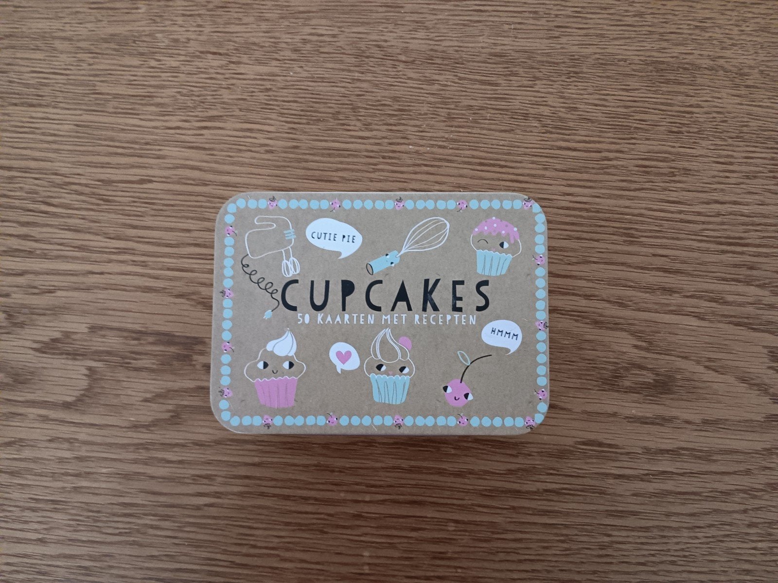 Cupcakes 50 kaarten in blik - HEMA, Verzamelen, Ophalen of Verzenden, Zo goed als nieuw, Overige, Overige merken