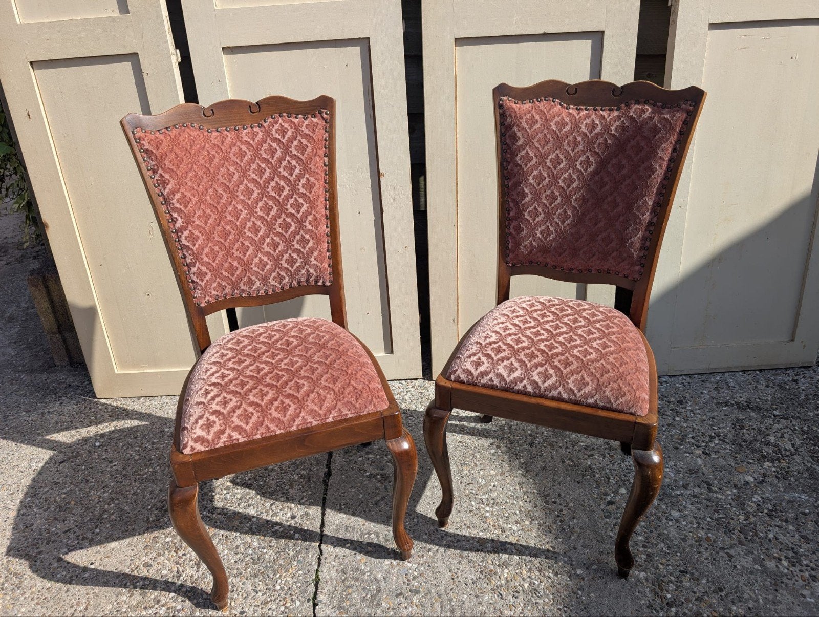 Set van 2 Antieke Stoelen met Roze Bekleding, Ophalen