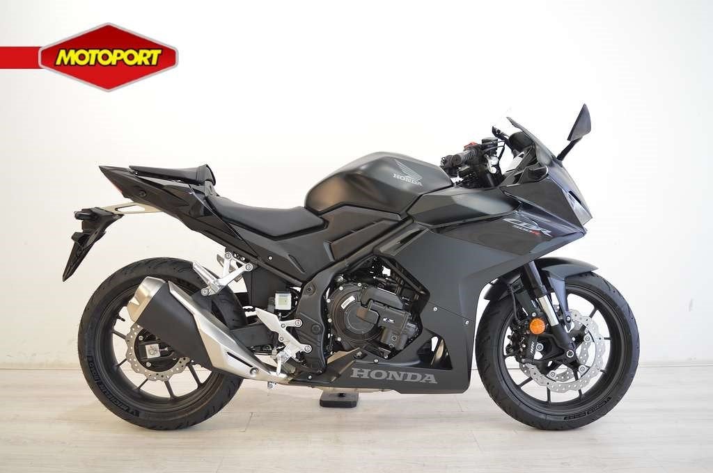 Honda CBR 500 R ECT (bj 2026), Motoren, Motoren | Honda, Wijngaardveld 1
9300  AALST, BE, Bedrijf, Super Sport, Mc.benelux@honda-eu.com