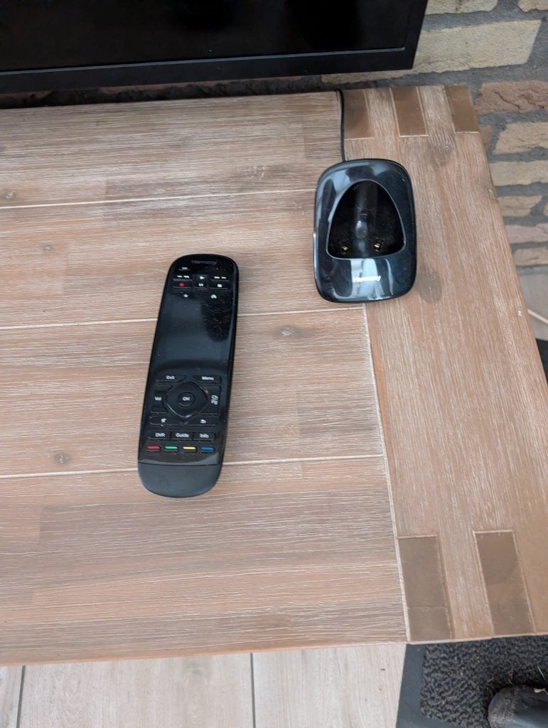 Logitch harmony ultimate, Audio, Tv en Foto, Afstandsbedieningen, Ophalen