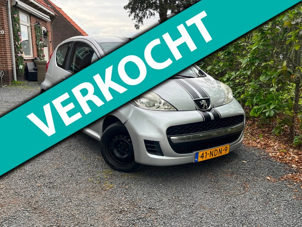 Peugeot 107 1.0-12V XS|2010|AIRCO|MEENEEMPRIJS, Voorwielaandrijving, Stof, Gebruikt, Zwart