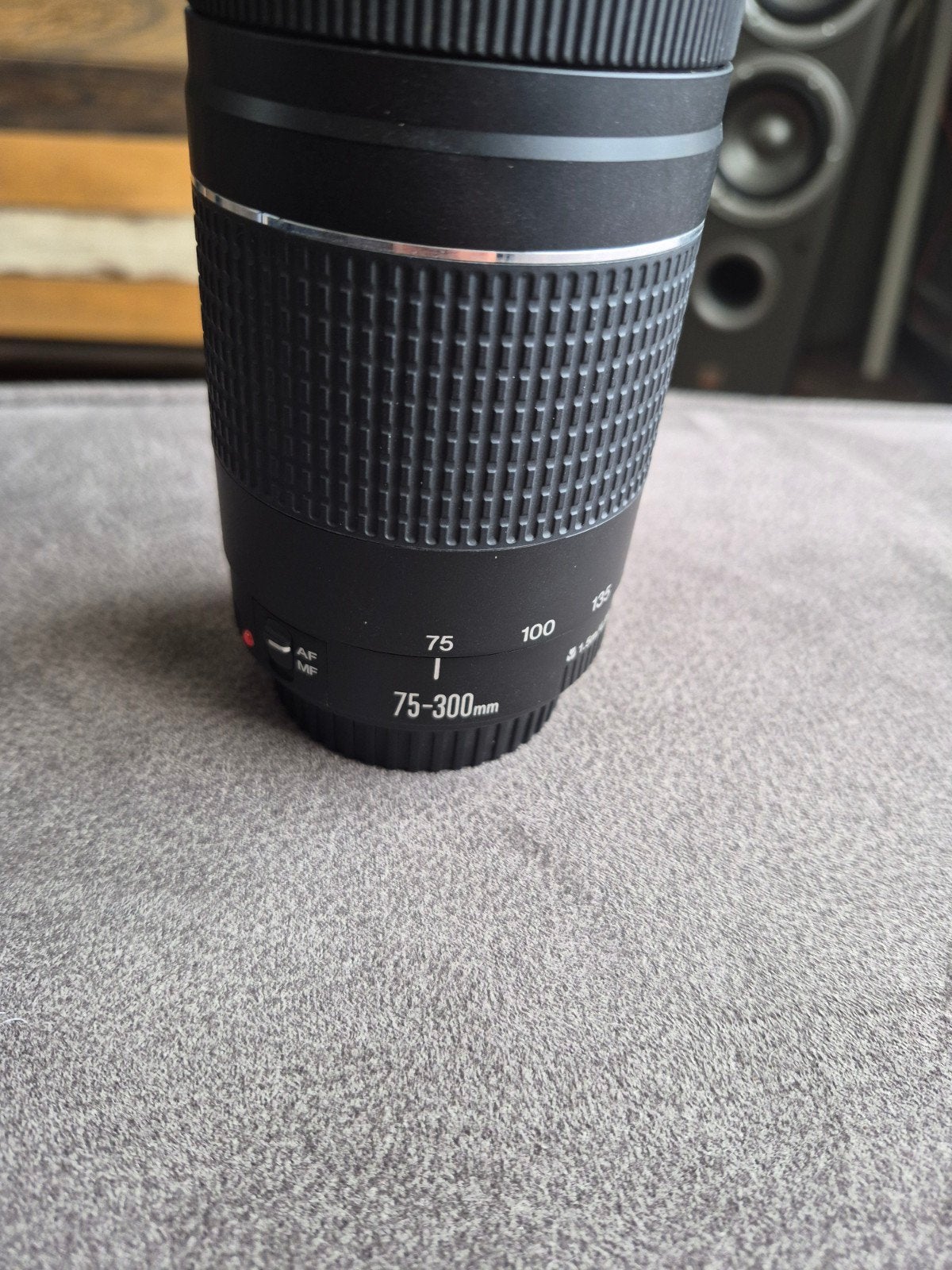 Canon Zoom Lens EF 75-300mm 1:4-5.6 III, Audio, Tv en Foto, Fotografie | Lenzen en Objectieven, Canon, Zo goed als nieuw, Canon EF