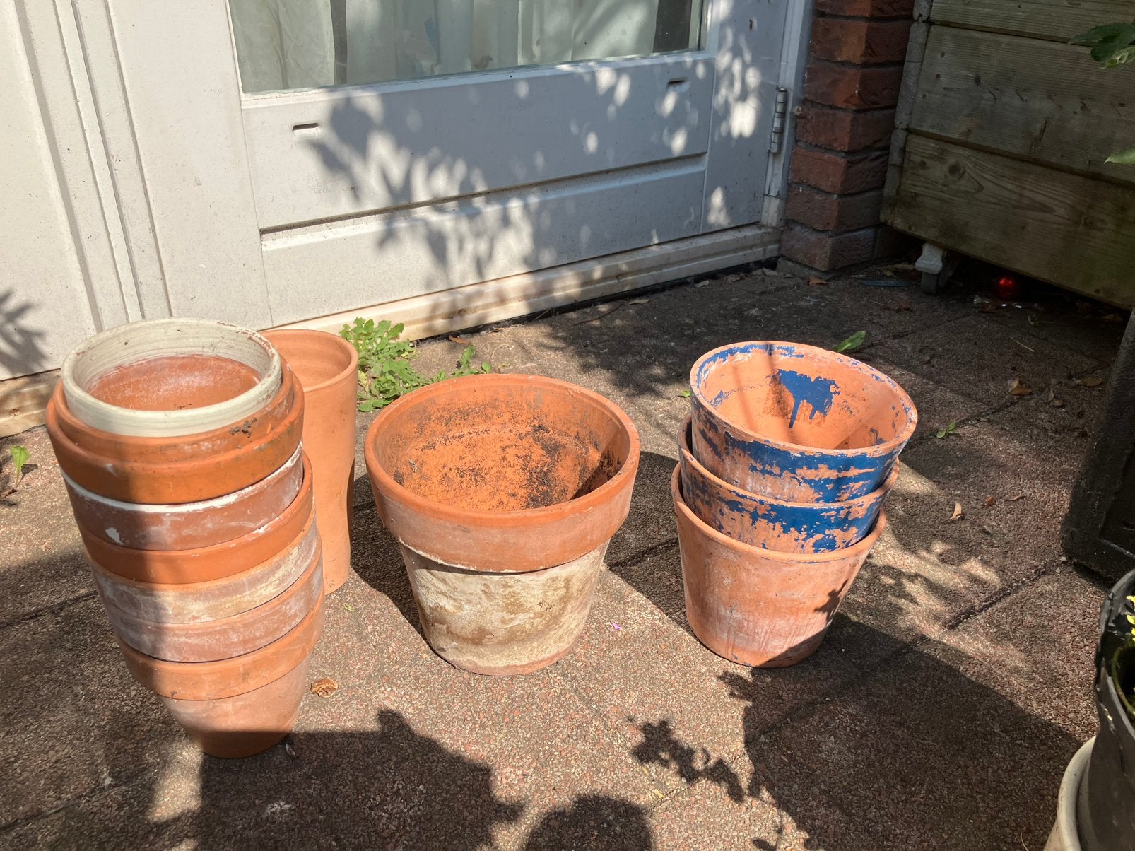11 terracotta potten, Tuin en Terras, Bloempotten, Rond, Ophalen of Verzenden, Zo goed als nieuw, Minder dan 40 cm
