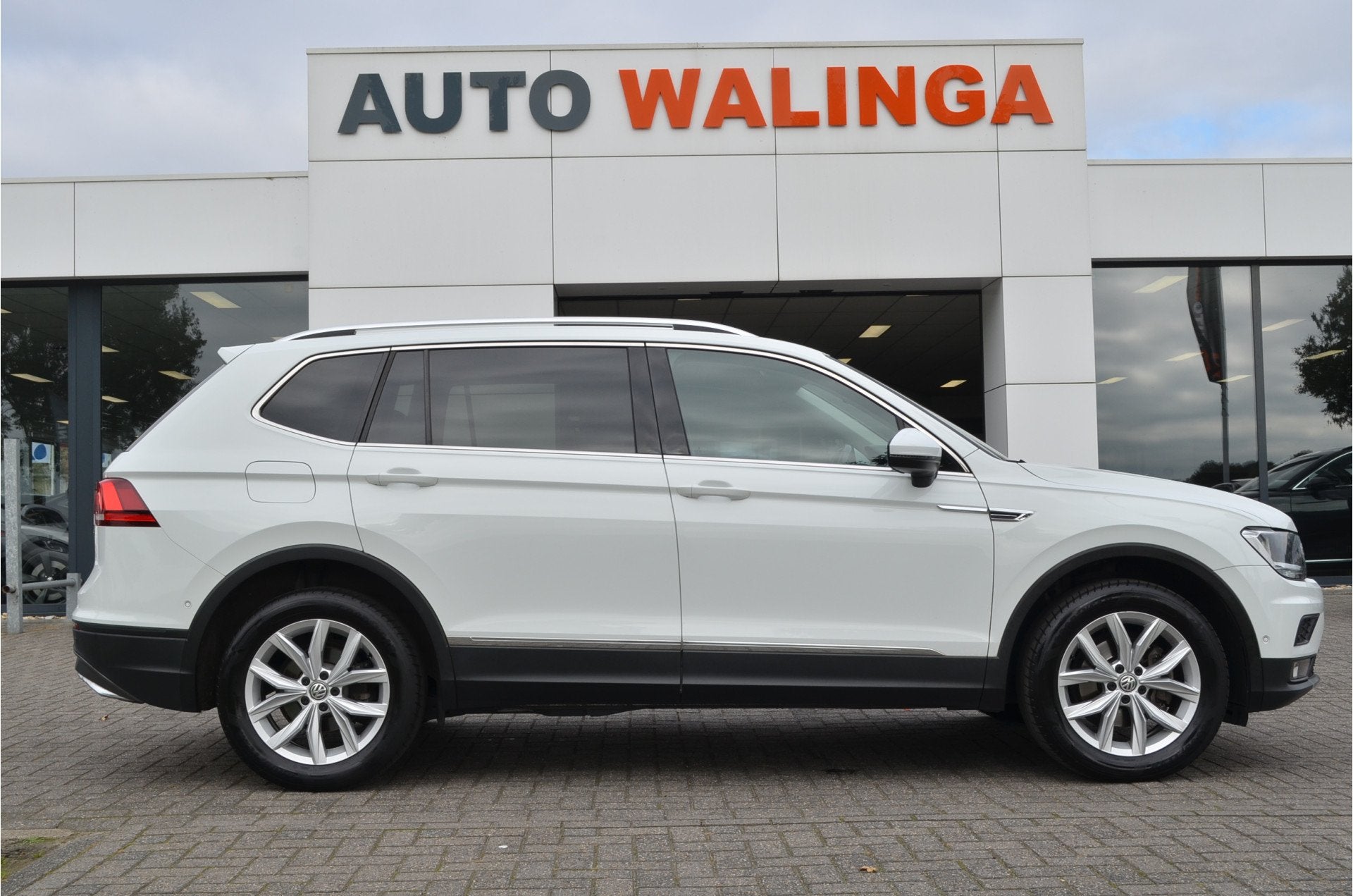 Volkswagen Tiguan Allspace 1.5 TSI Comfortline Business Trek, Auto's, Volkswagen, Gebruikt, Euro 6, 150 pk, Alcantara