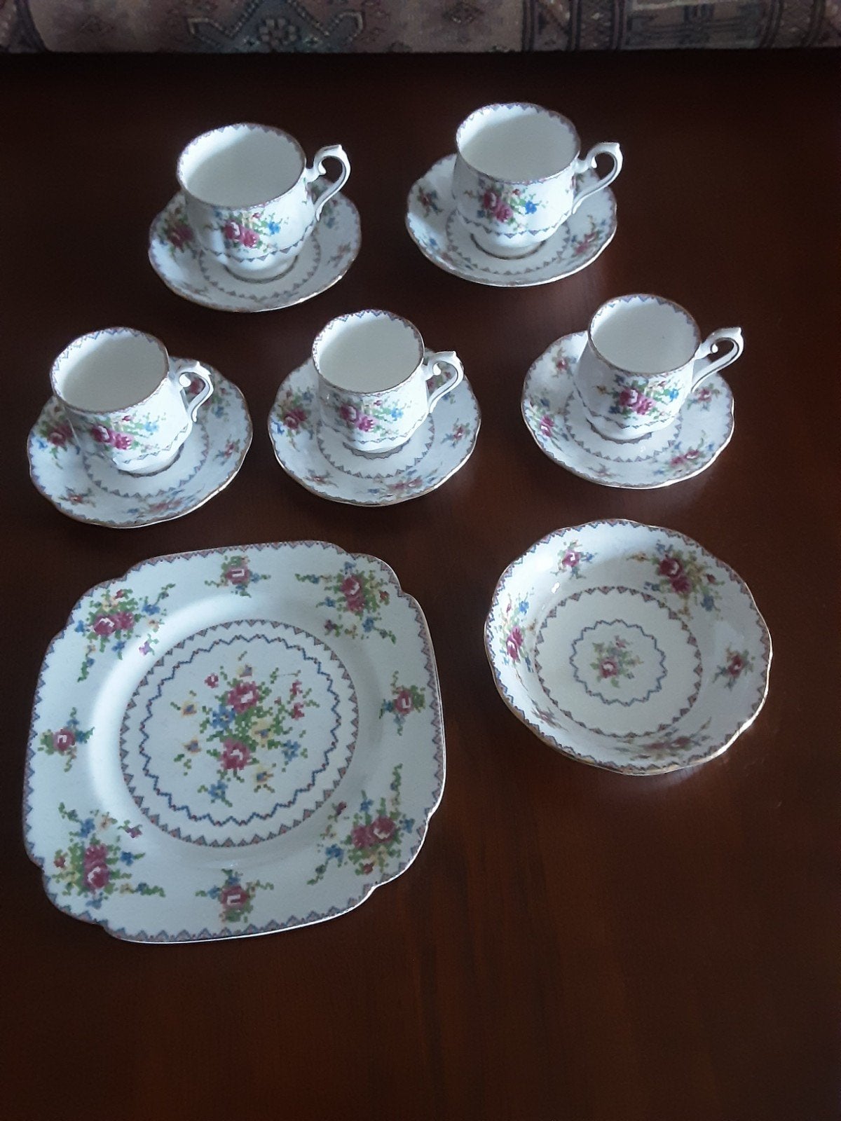 Royal Albert servies van Petit Point, Ophalen of Verzenden