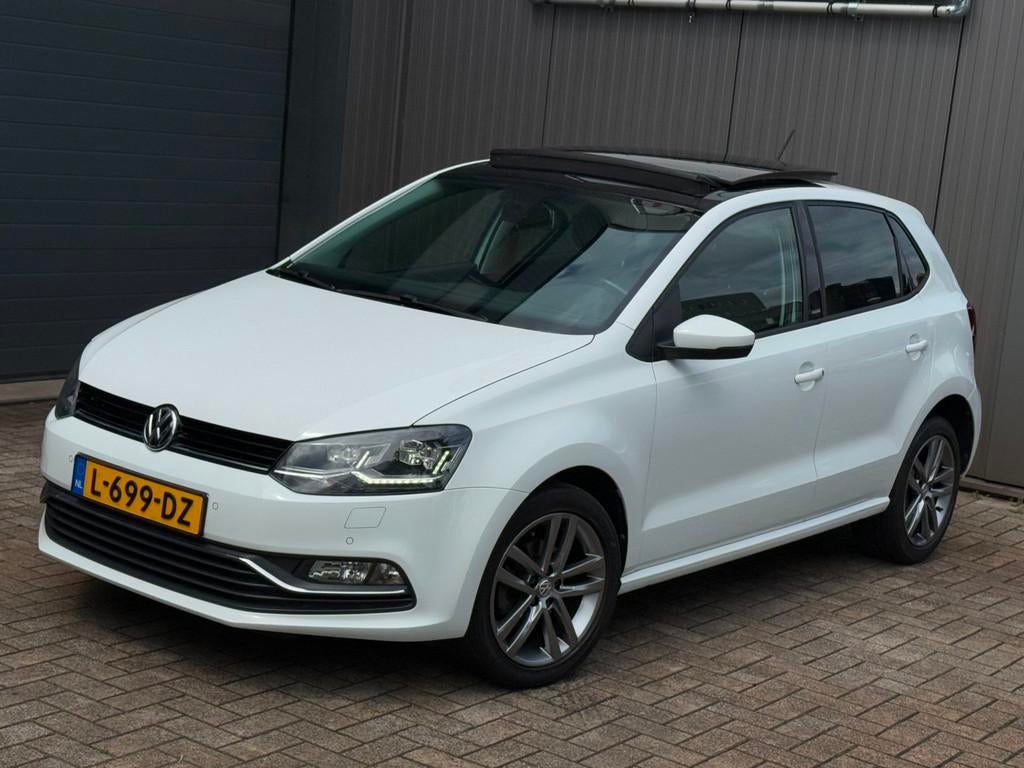Volkswagen Polo 1.0 Comfortline | Schuifdak | Stoelverwarmin, Auto's, Volkswagen, Voorwielaandrijving, Stof, Wit, Bedrijf