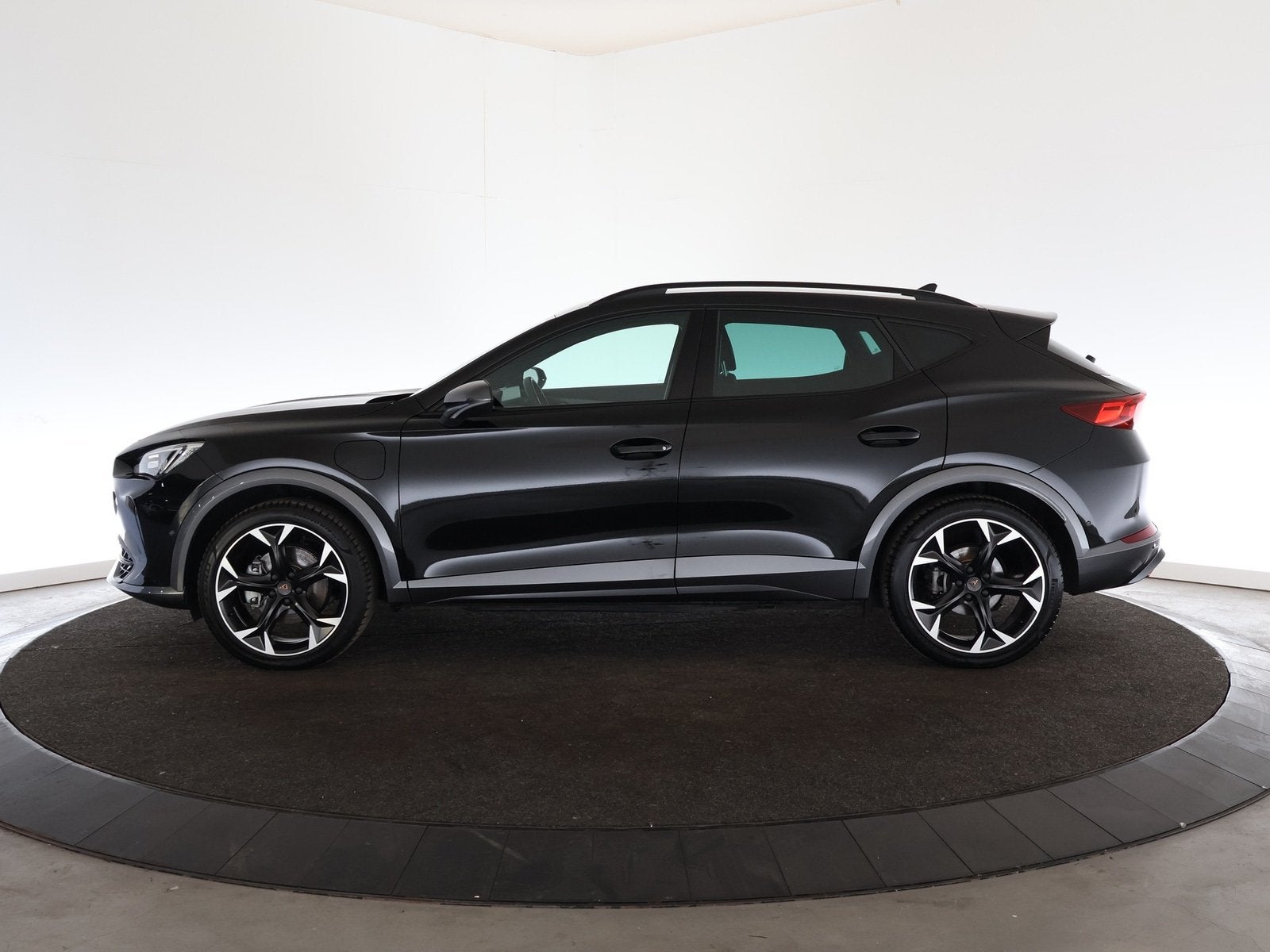 CUPRA Formentor 1.4 e-Hybrid Business | Navi | Clima | 12 ma, Auto's, Stof, Gebruikt, 4 cilinders, Formentor