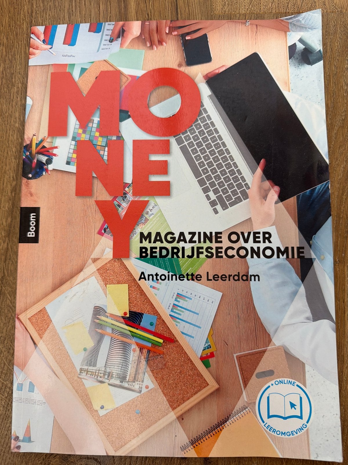 Money: Magazine over bedrijfseconomie - Antoinette Leerdam, Ophalen of Verzenden, Gamma, Zo goed als nieuw, HBO