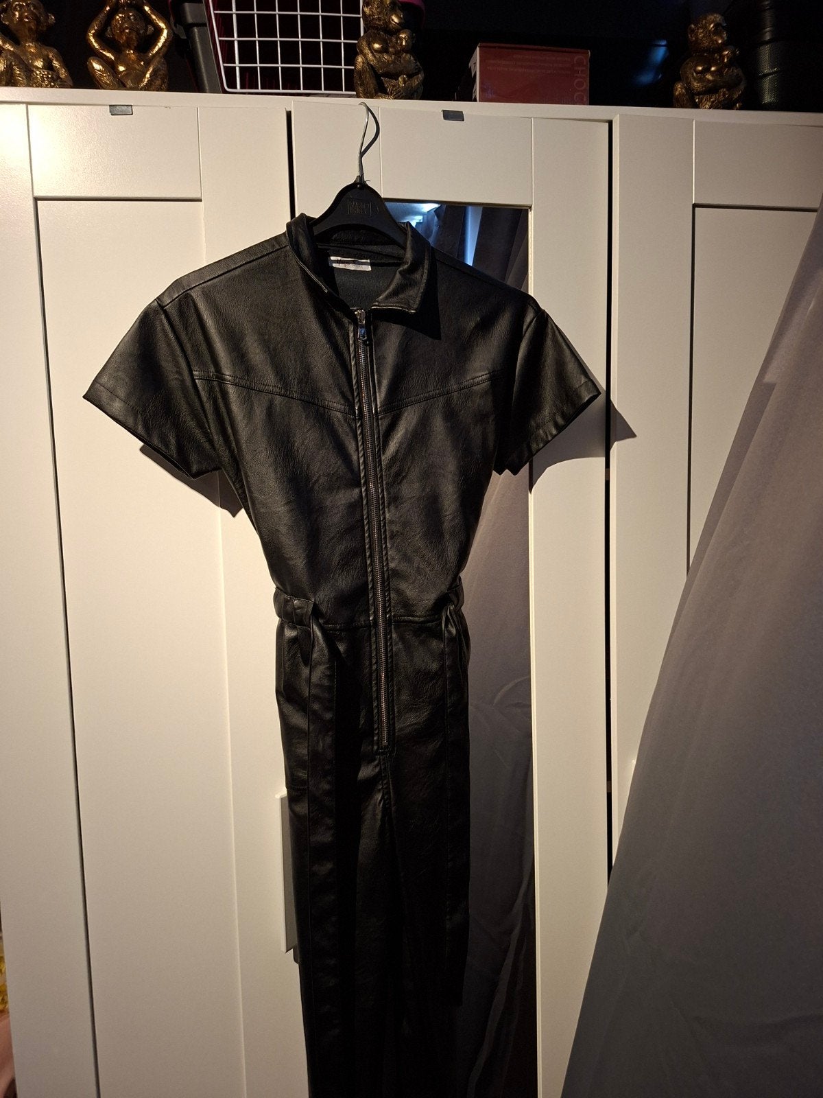 Zwart leren pak voor meiden (13/14 jaar), Kleding | Dames, Jumpsuits, Yoyo S., Zwart, Ophalen of Verzenden, Zo goed als nieuw