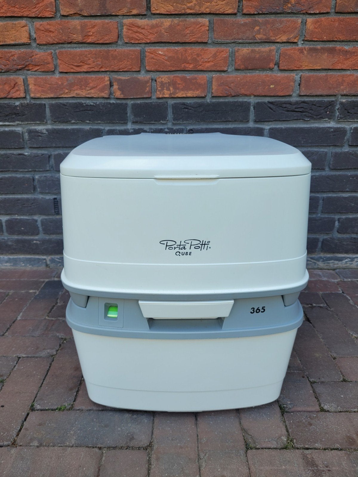 Thetford Porta Potti Qube 365 Mobiel Toilet, Caravans en Kamperen, Kampeeraccessoires, Ophalen, Zo goed als nieuw