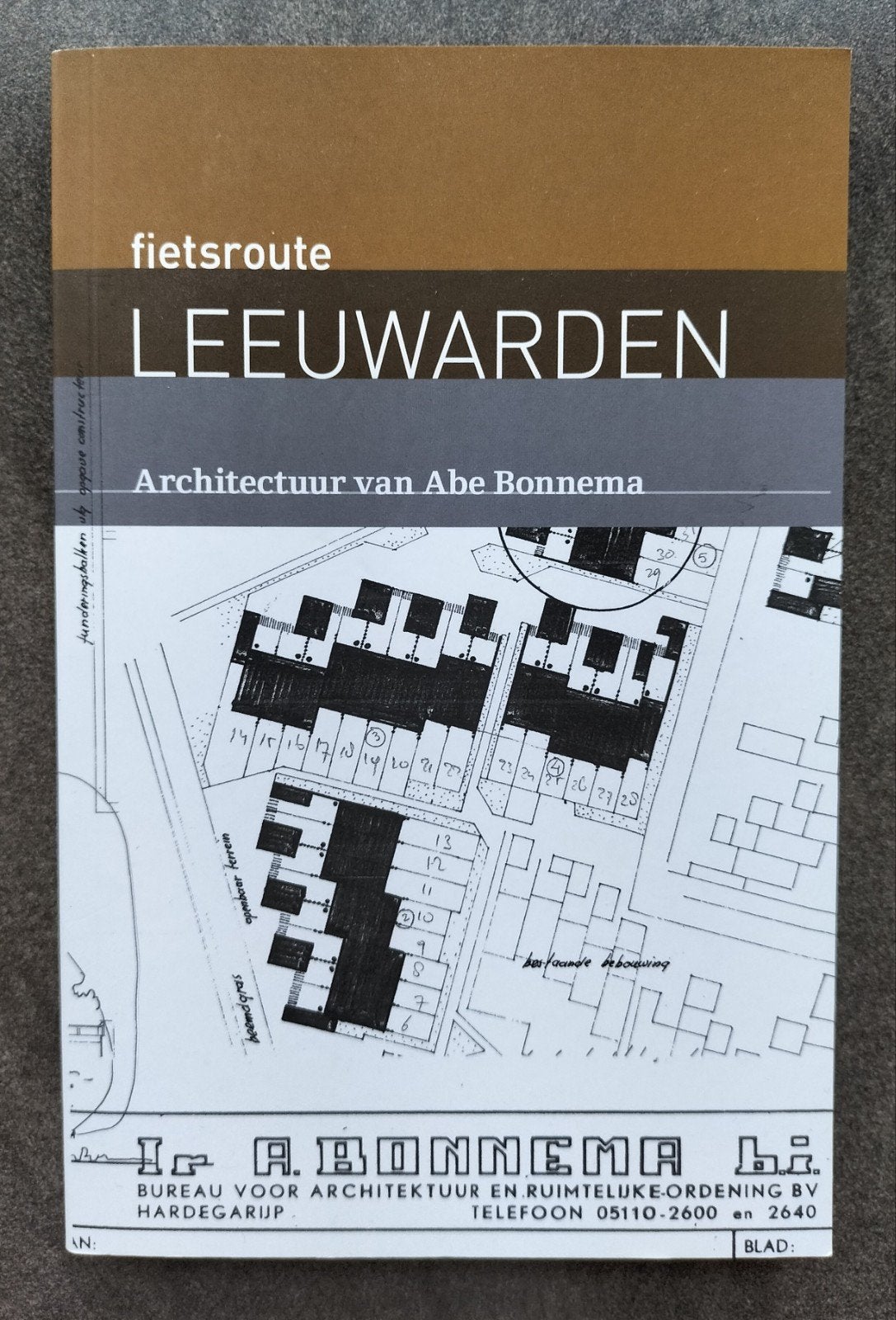 Architectuur architect Abe Bonnema (fietsroute Leeuwarden), Boeken, Dave Wendt, Architecten, Ophalen of Verzenden, Zo goed als nieuw
