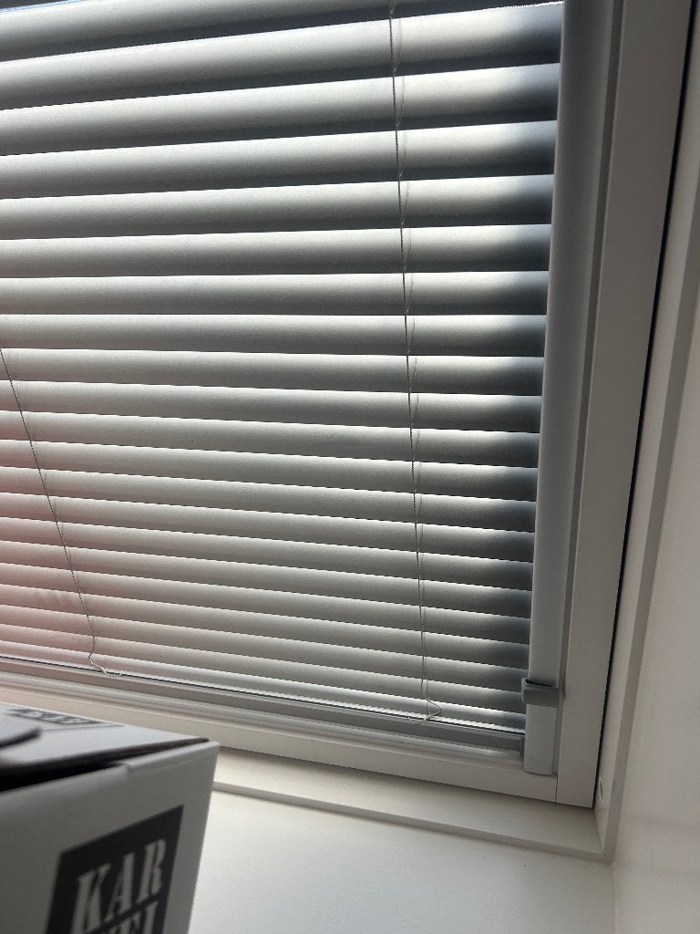 raambekleding voor velux kantelraam, Ophalen, Zo goed als nieuw