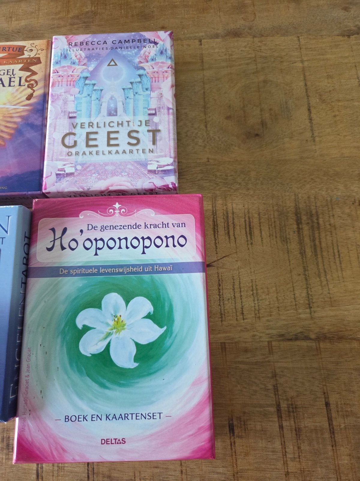 6x Tarot boxset oa 4x Doreen Virtue Orakelkaarten, Boeken, Ophalen of Verzenden, Zo goed als nieuw, Tarot of Kaarten leggen, Overige typen