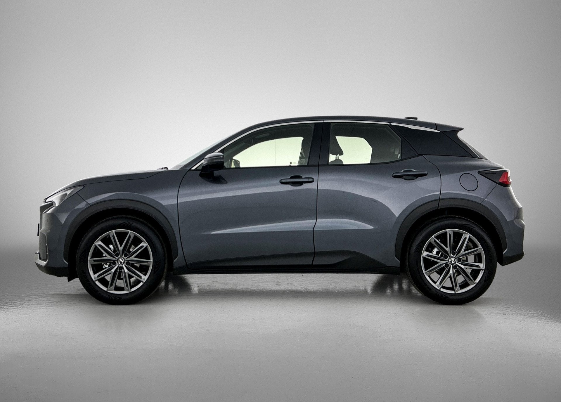 Lexus LBX Elegant 2WD | Tech Pack | Direct Leverbaar | Nieuw, Auto's, Lexus, 136 pk, Gebruikt, Bedrijf, 650 kg