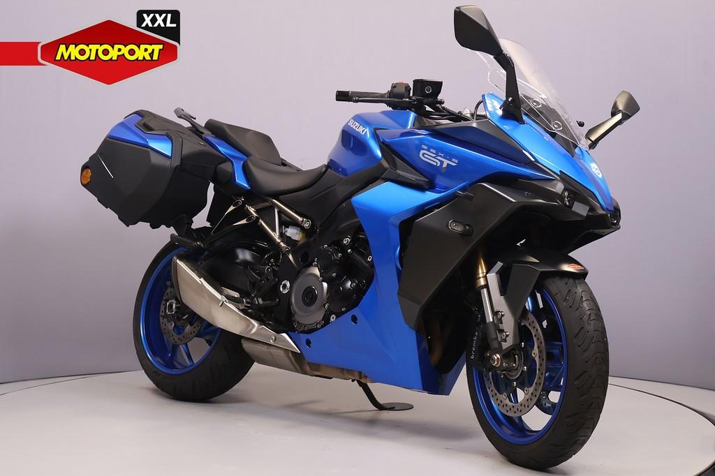 Suzuki GSX GSX-S 1000 GT, Bedrijf, Sport