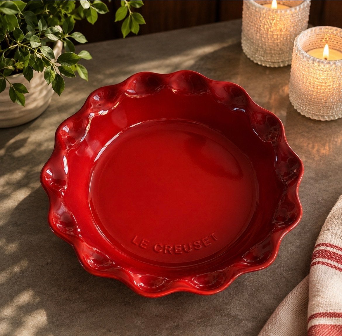 Le Creuset Bloemenschaal - Nieuw in doos, Antiaanbaklaag, Overige typen, Nieuw, Le Creuset