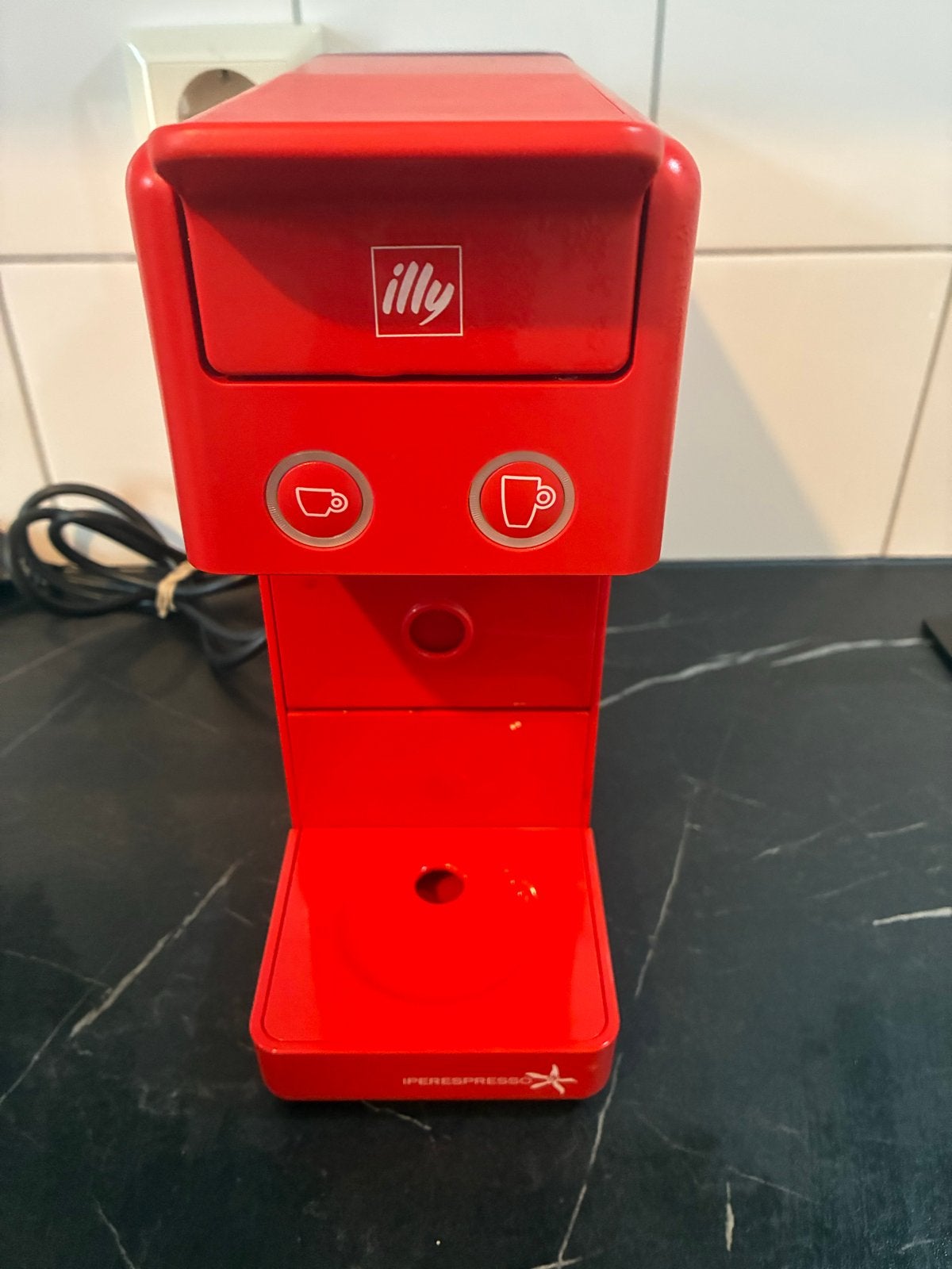 Illy Francis Francis X7.1 Iperespresso Espressomachine Rood, Espresso apparaat, Ophalen of Verzenden, Zo goed als nieuw, 1 kopje