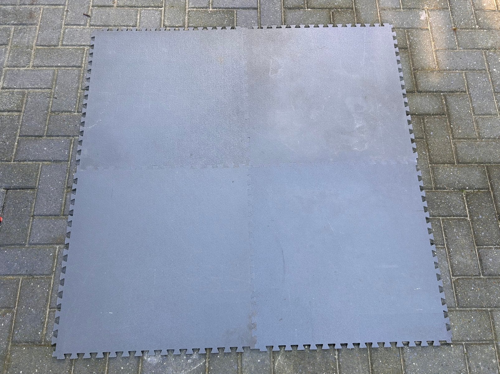 Dikke PVC garagevloer tegels grijs