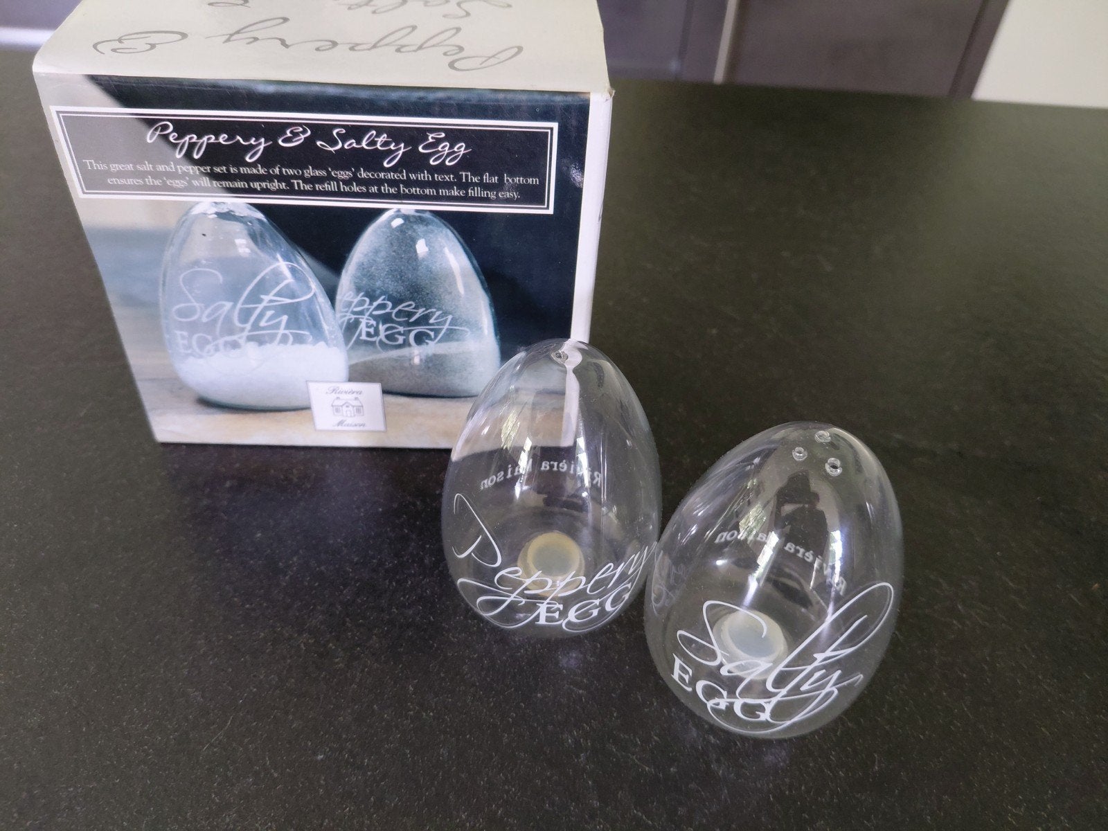 Riviera Maison Peppery & Salty Egg Zout- en Pepervaatjes Set, Ophalen of Verzenden, Zo goed als nieuw