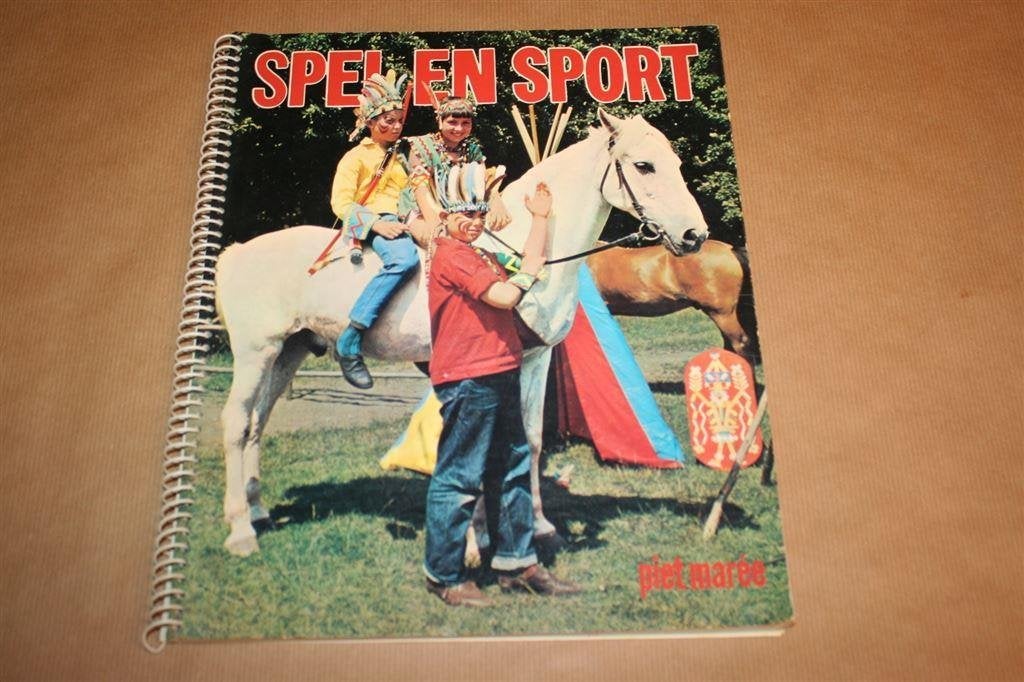 Spel en sport. Piet Marée. 1964., Ophalen of Verzenden, Gelezen